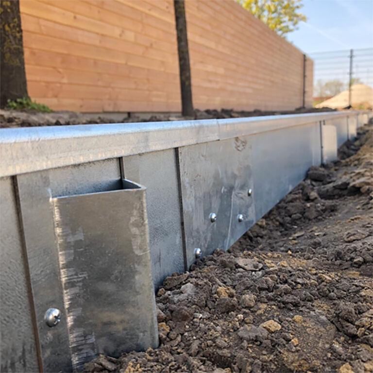 Bedkant af cortenstål valset 23 cm komplet sæt pr. 15 meter