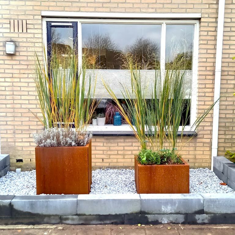 Plantekasse af cortenstål Miami 60 x 60 cm