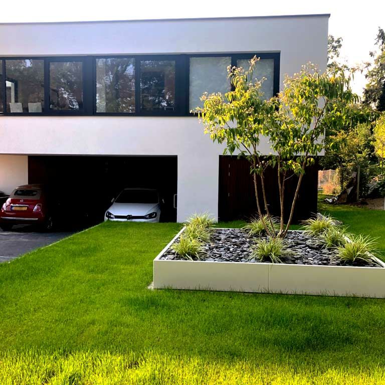 Plantekasse af pulverlakeret stål Miami xxl 300 x 300 cm