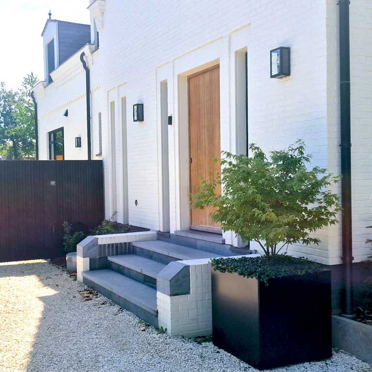 Plantekasse af pulverlakeret stål Miami 70 x 70 cm